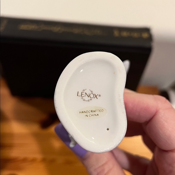 LENOX CHINA DOLPHIN•BEAUTIFUL PIECE
BLUE & WHITE•GORGEOUS - Picture 6 of 8